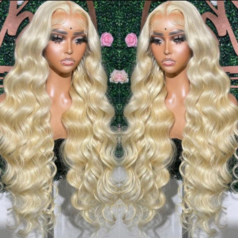 Lushlanes Hair Volume 613 Blonde Body Wave Cheveux Humains Dentelle
Perruque frontale 180% densité