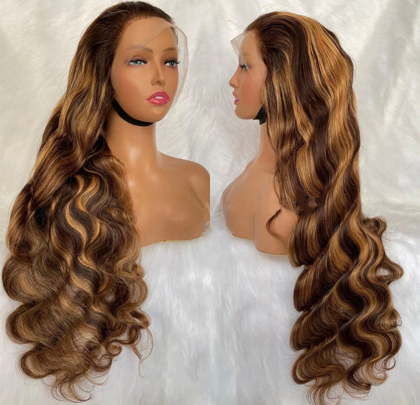 Perruque de cheveux humains Full Lace Lushlanes avec dentelle à reflets
Perruque frontale vierge sans colle Ombre Piano Hd perruque frontale en dentelle
Pour les femmes noires