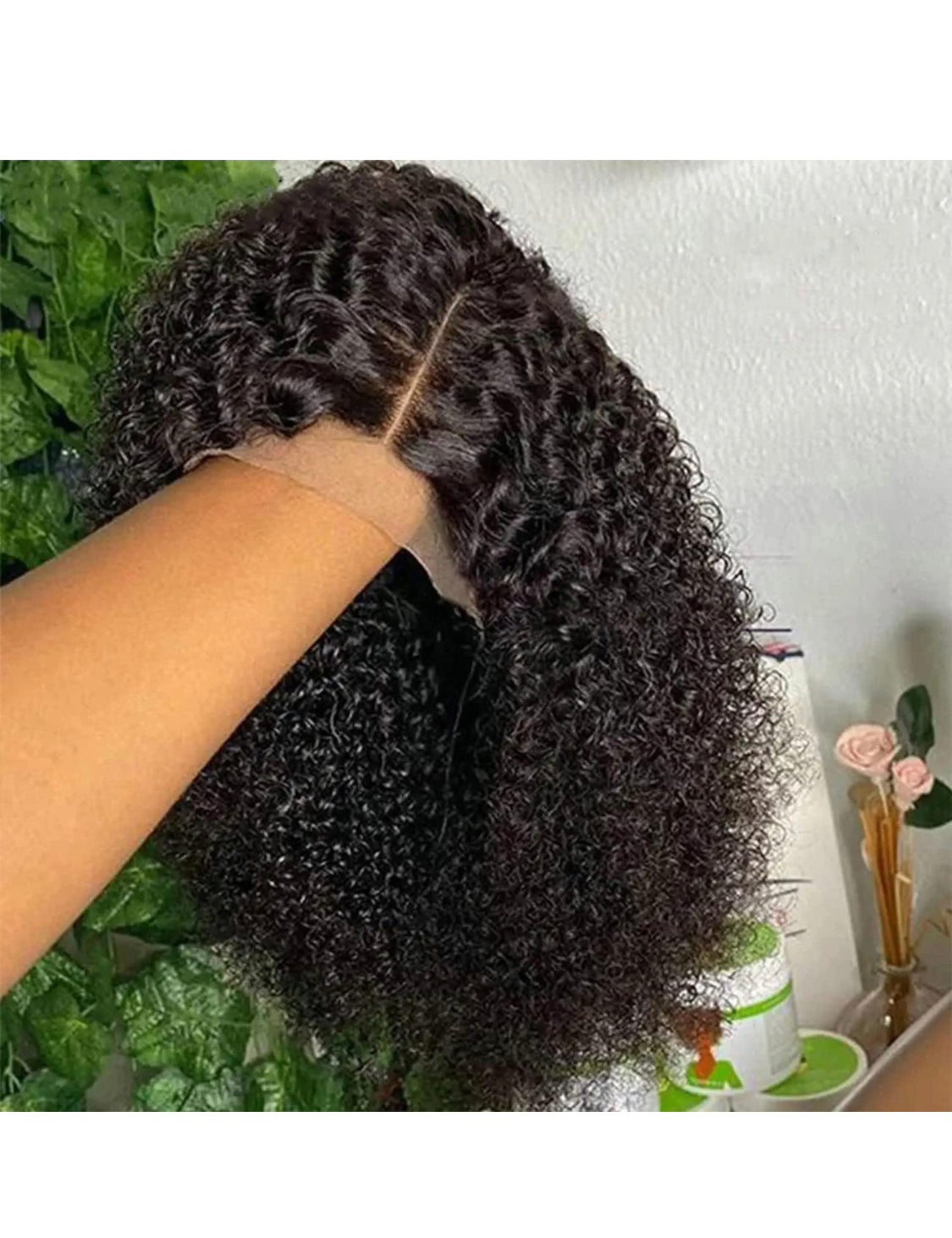 Lushlanes crépus bouclés dentelle avant perruque 13x4 HD dentelle transparente perruques Afro crépus bouclés cheveux humains perruques pré plumés noeuds blanchis avec des cheveux de bébé naissance des cheveux naturelle